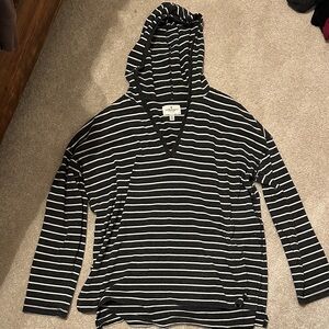 American Eagle Outfitters Black and White Striped Hoodie Sweater